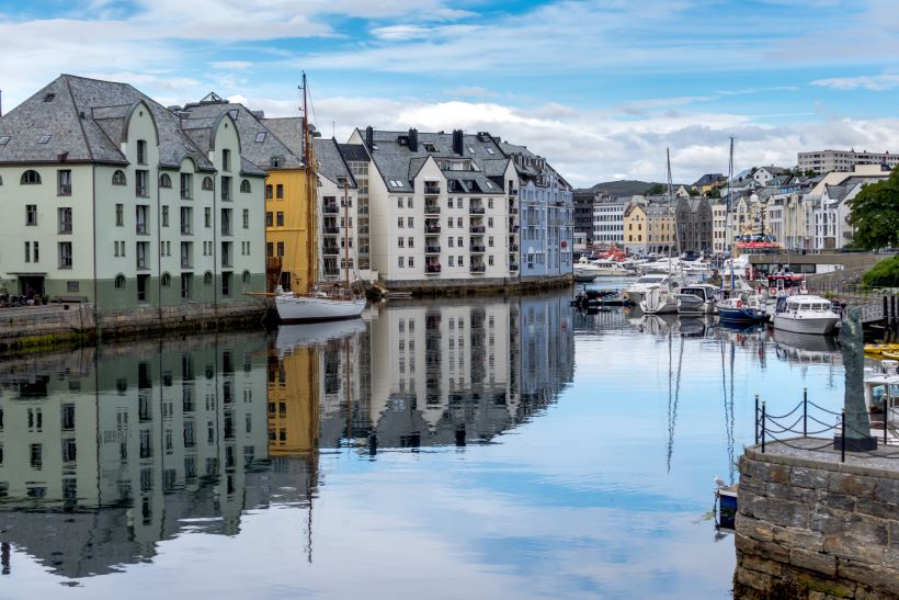 tire storage facility Ålesund